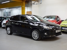 Ford Focus 2011 Zetec - Thumb 8