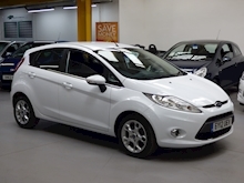 Ford Fiesta 2012 Zetec - Thumb 17