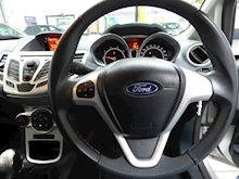 Ford Fiesta 2011 Zetec - Thumb 13