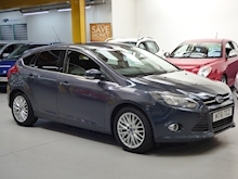 Ford Focus 2011 Zetec - Thumb 6