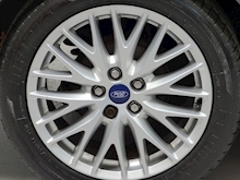 Ford Focus 2011 Zetec - Thumb 16