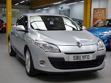 Renault Megane 2011 Dynamique Tomtom Vvt - Thumb 2