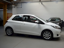 Toyota Yaris 2013 Vvt-I Tr - Thumb 8