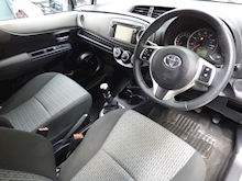 Toyota Yaris 2013 Vvt-I Tr - Thumb 9