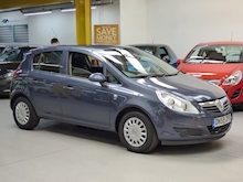 Vauxhall Corsa 2010 S A/C - Thumb 4