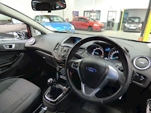 Ford Fiesta 2015 Zetec - Thumb 10
