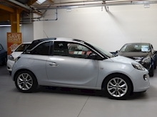 Vauxhall Adam 2015 Jam - Thumb 8