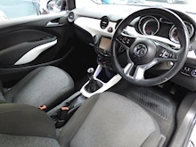 Vauxhall Adam 2015 Jam - Thumb 9