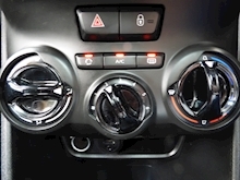 Peugeot 208 2015 Style - Thumb 14