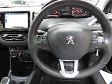 Peugeot 208 2015 Style - Thumb 16