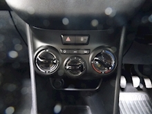 Peugeot 208 2012 Access Plus - Thumb 22