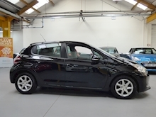 Peugeot 208 2012 Active - Thumb 19