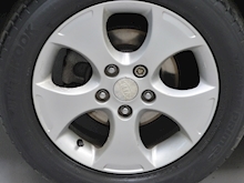 Kia Venga 2012 2 Ecodynamics - Thumb 17