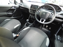 Peugeot 208 2014 Style - Thumb 13