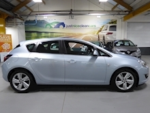 Vauxhall Astra 2014 Sri - Thumb 2