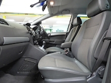 Vauxhall Zafira 2011 Design - Thumb 24