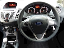 Ford Fiesta 2011 Edge - Thumb 4