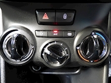 Peugeot 208 2012 Access Plus - Thumb 29