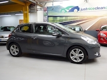 Peugeot 208 2012 Active - Thumb 15