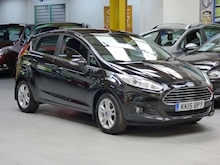 Ford Fiesta 2015 Zetec - Thumb 4