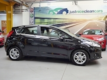 Ford Fiesta 2015 Zetec - Thumb 6