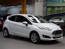 Ford Fiesta 2013 Zetec - Thumb 4