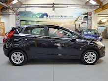 Ford Fiesta 2015 Zetec - Thumb 6