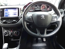 Peugeot 208 2012 Active - Thumb 4