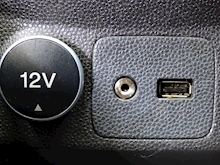Ford Fiesta 2014 Zetec - Thumb 32