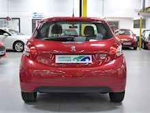 Peugeot 208 2014 Access - Thumb 17