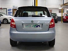 Skoda Fabia 2011 Se 12V - Thumb 16