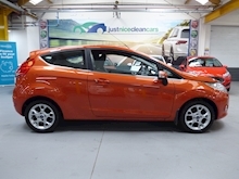 Ford Fiesta 2012 Zetec - Thumb 4