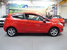 Ford Fiesta 2014 Zetec - Thumb 4