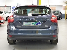 Ford Focus 2012 Zetec - Thumb 17