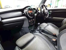 MINI Hatch 2014 Cooper D 3-Door Hatch - Thumb 25