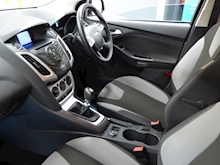 Ford Focus 2012 Zetec - Thumb 22