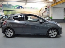 Peugeot 208 2013 VTi Allure - Thumb 13