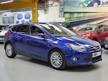 Ford Focus 2014 Zetec Navigator - Thumb 2