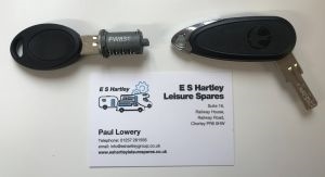 SWIFT And BAILEY Folding Key And Barrel &amp; Spare Key - High Security