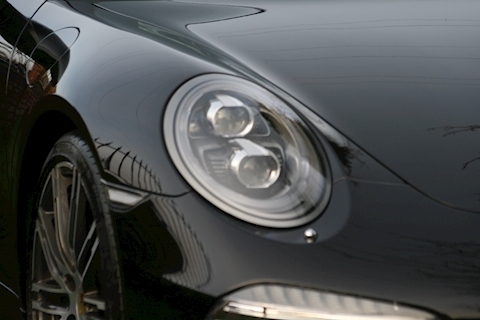 911 Carrera Black Edition PDK 3.4 2dr Coupe Semi Auto Petrol