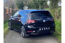 Volkswagen Golf TSI R - Thumb 5