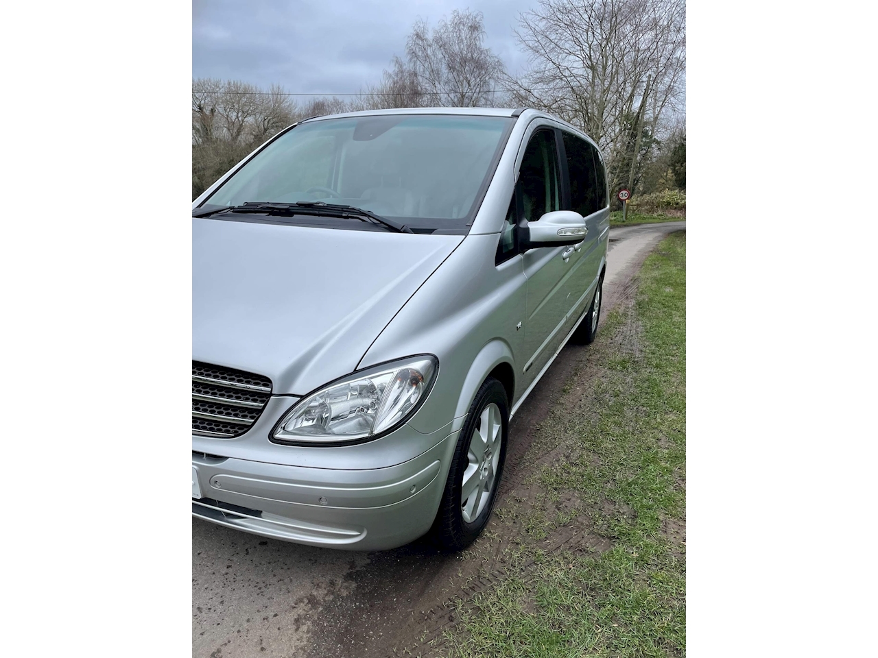 Used 2008 Mercedes-Benz Viano V350 3.5 V6 SPECIAL X-CLUSIVE MODEL 6 SEATS  AUTOMATIC SWB For Sale in Hertfordshire (U450)