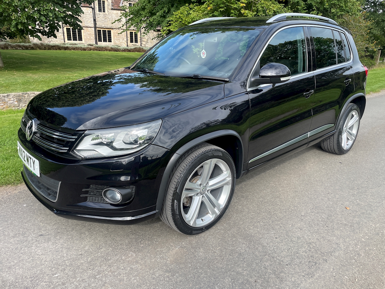 Used 2012 Volkswagen Tiguan R Line Tsi 4Motion Dsg For Sale in Avon ...