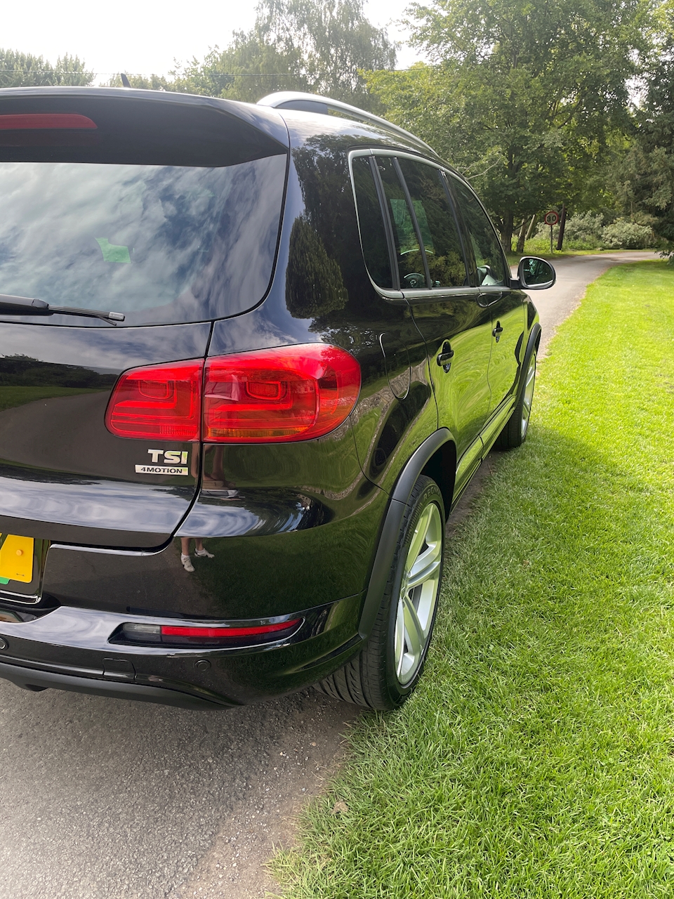 Used 2012 Volkswagen Tiguan R Line Tsi 4Motion Dsg For Sale in Avon ...