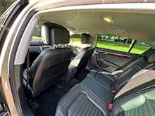 Volkswagen Passat Highline Tsi Bluemotion Technology Dsg