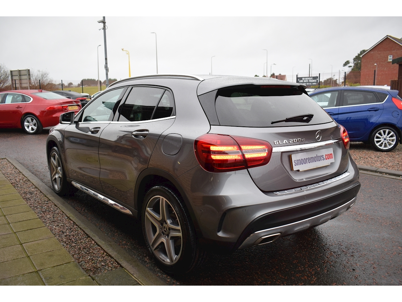 Used 2017 Mercedes Benz Gla Class Gla 200 D Amg Line Premium