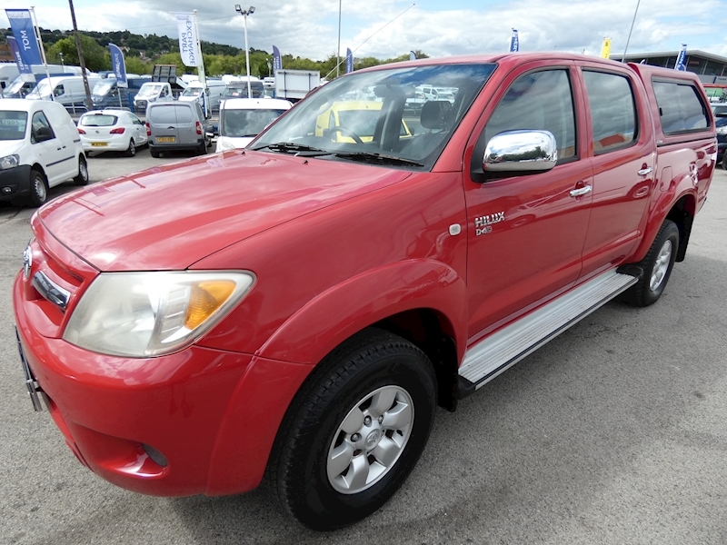 Toyota 2006 56 TOYOTA HILUX 2.5 D-4D HL3 DOUBLE CAB PICK UP