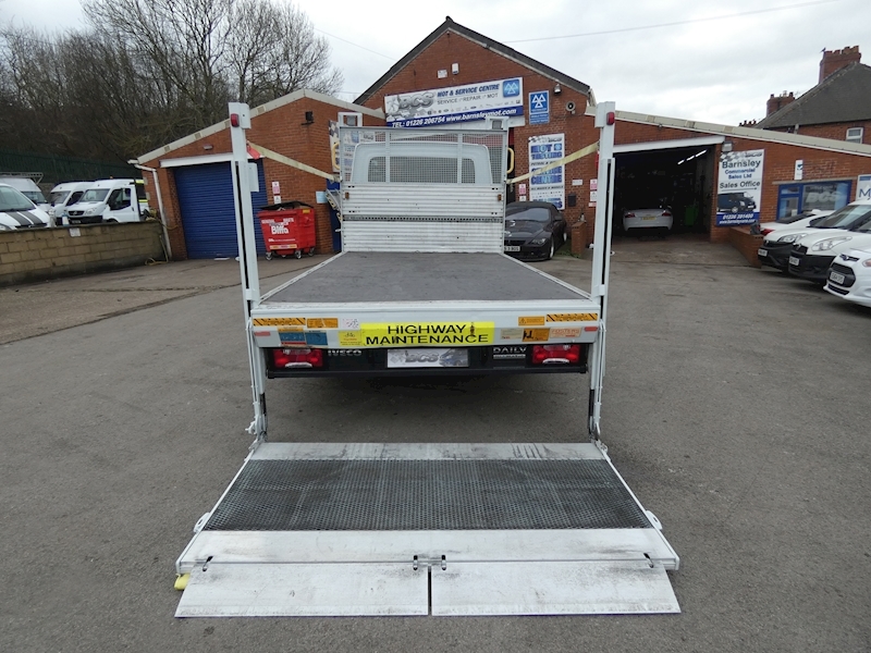 Iveco 2017 67 IVECO DAILY 2.3TD 14V 35S LWB DROPSIDE PICKUP TAIL LIFT EURO 6