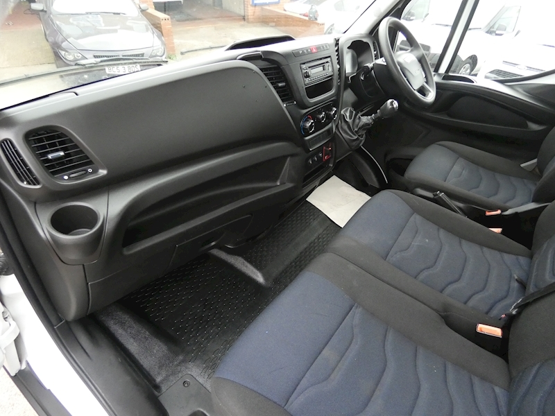 Iveco 2017 67 IVECO DAILY 2.3TD 14V 35S LWB DROPSIDE PICKUP TAIL LIFT EURO 6