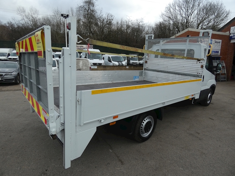 Iveco 2017 67 IVECO DAILY 2.3TD 14V 35S LWB DROPSIDE PICKUP TAIL LIFT EURO 6